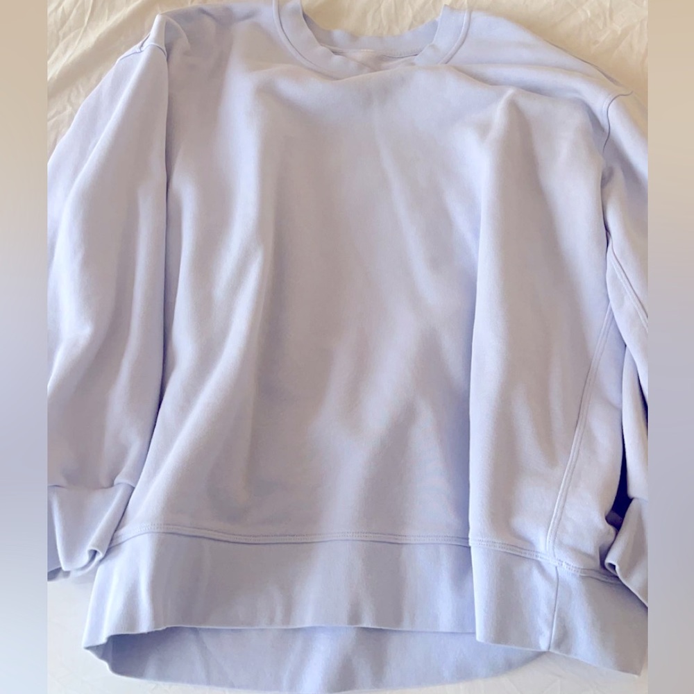 LULULEMON LIGHT BLUE CREWNECK!!